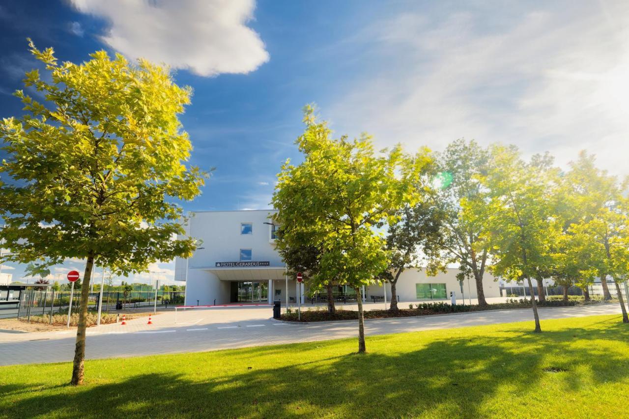 Hotel Gerardus Szeged Exterior photo